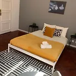 Rooms, Location For Tourists Hostel *